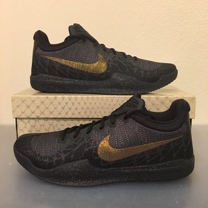 Nike Kobe Mamba Rage Black Metallic Gold Size 11 M